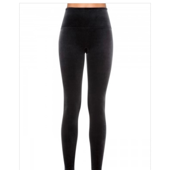 Spanx Ready To Wow Velvet Leggings NWOT Size Medium Black - Picture 7 of 8